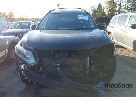 2018 Nissan Rogue Sv z USA, uszkodzony, nr VIN 5N1AT2MV1JC775240